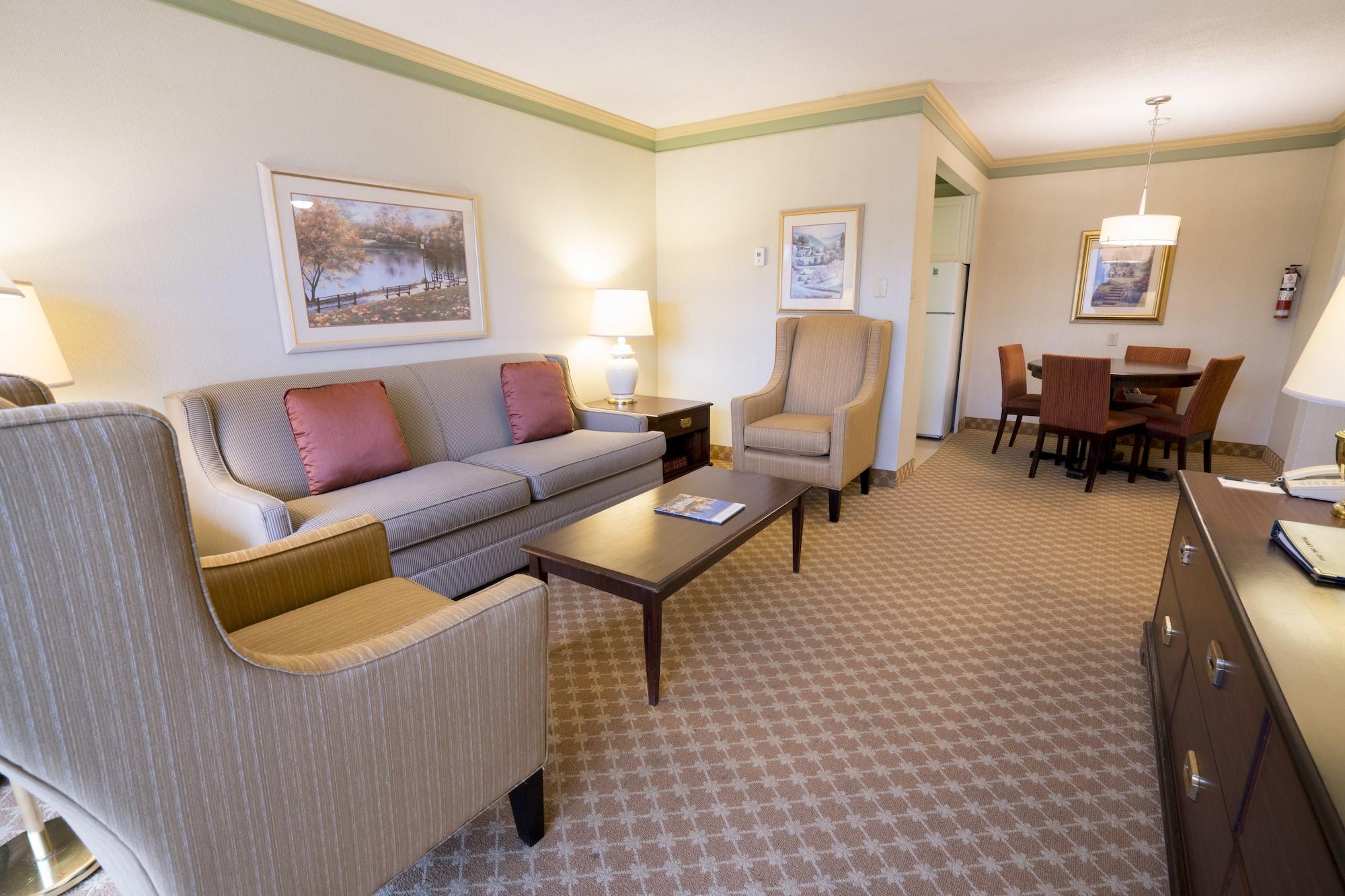 Royal Scot Hotel & Suites Victoria Bagian luar foto