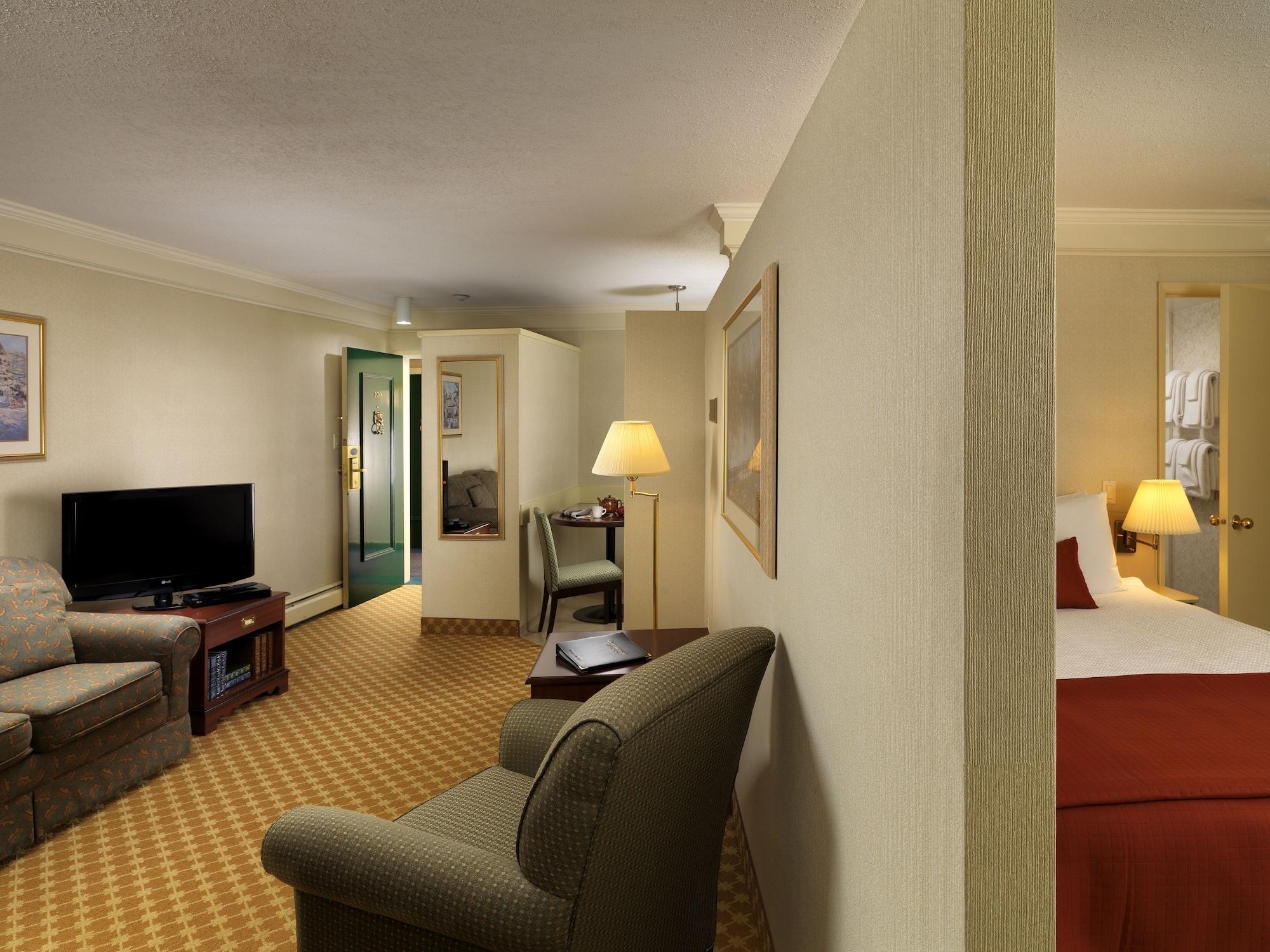 Royal Scot Hotel & Suites Victoria Bagian luar foto