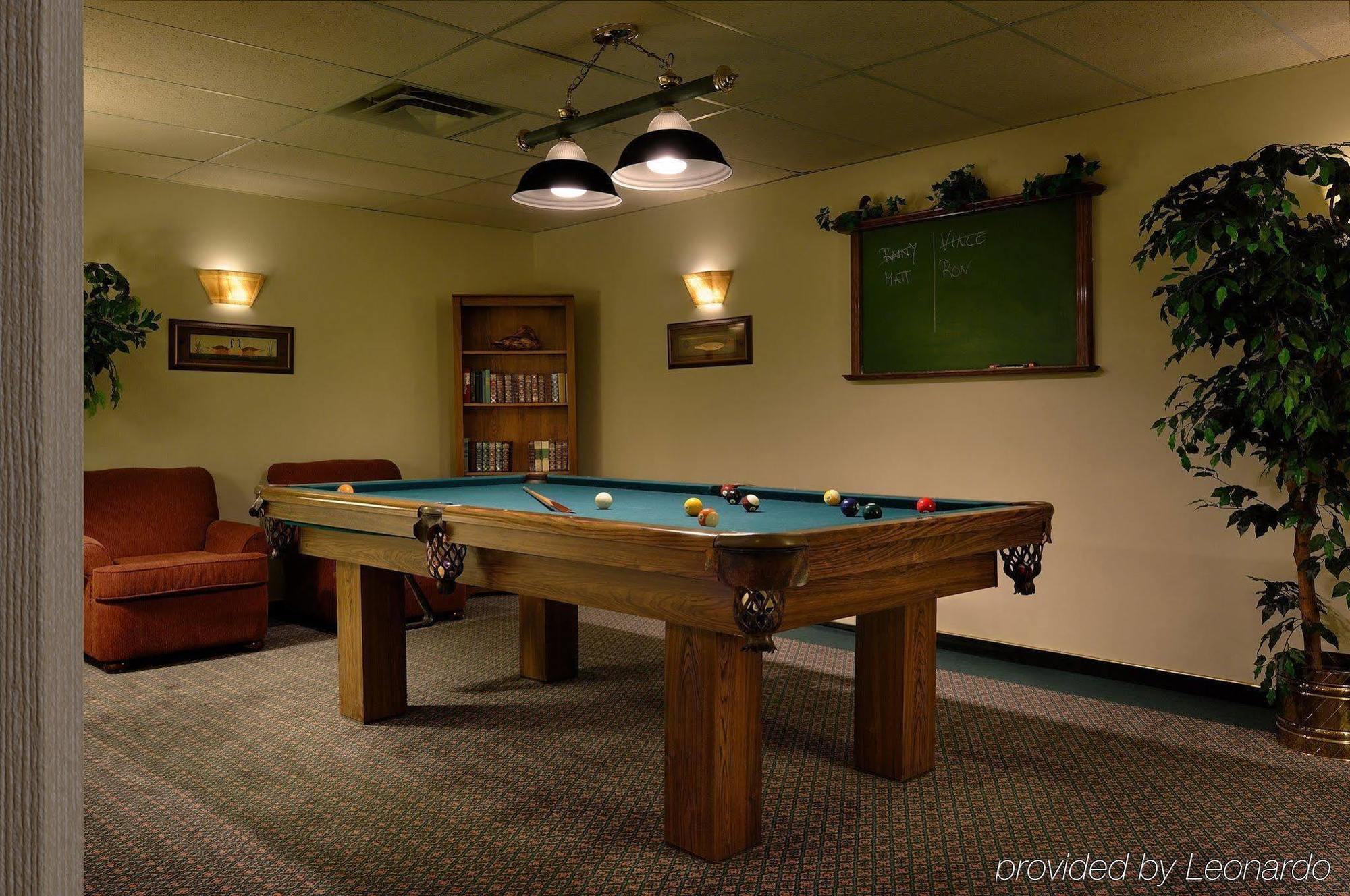 Royal Scot Hotel & Suites Victoria Fasilitas foto